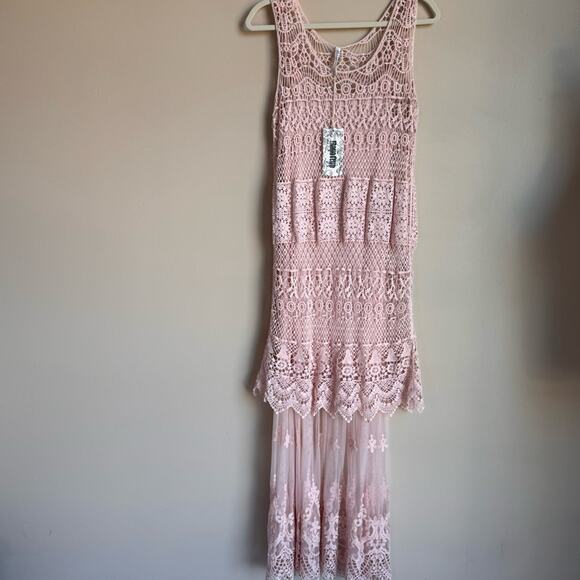 MONORENO BILTMORE TWO PIECE CROCHET & LACE MAXI Light Pink feminine summer - Picture 2 of 14